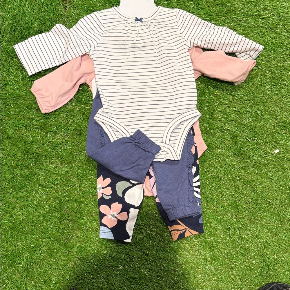 NWT 4 Piece Carter's Set